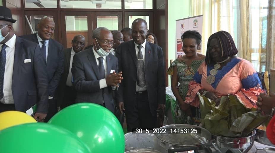 Visite du stand de l'art culinaire du Cameroun